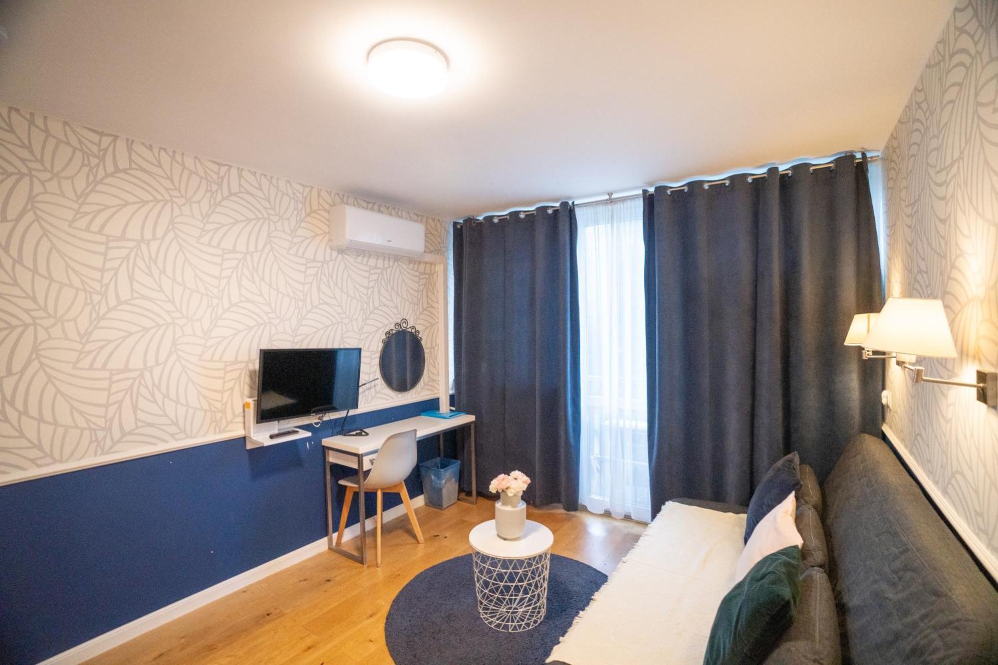 Apartament Hotel Grzybowska 9 Варшава Екстериор снимка