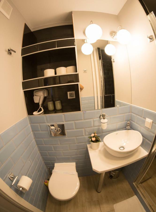 Apartament Hotel Grzybowska 9 Варшава Екстериор снимка