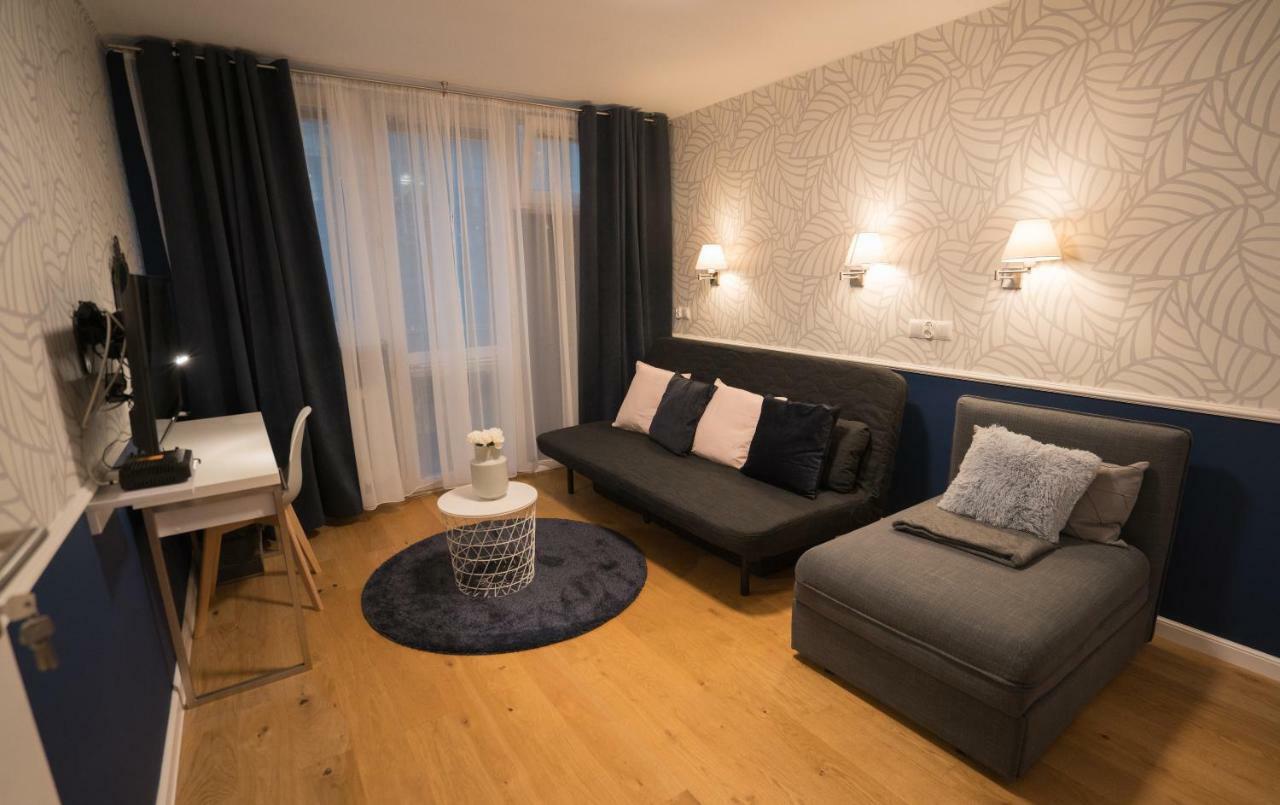 Apartament Hotel Grzybowska 9 Варшава Екстериор снимка