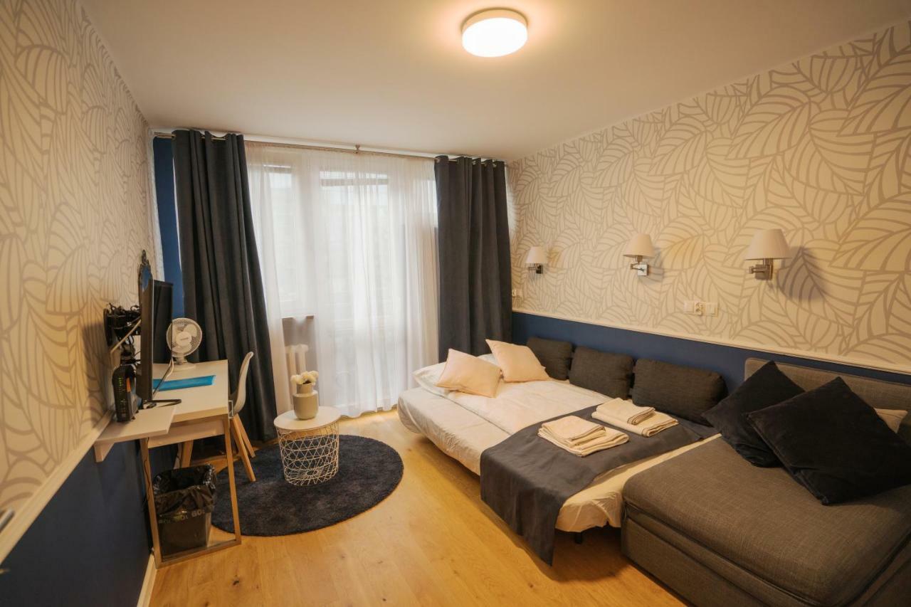 Apartament Hotel Grzybowska 9 Варшава Екстериор снимка