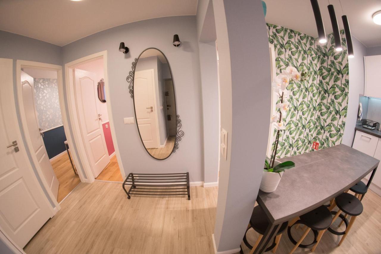 Apartament Hotel Grzybowska 9 Варшава Екстериор снимка